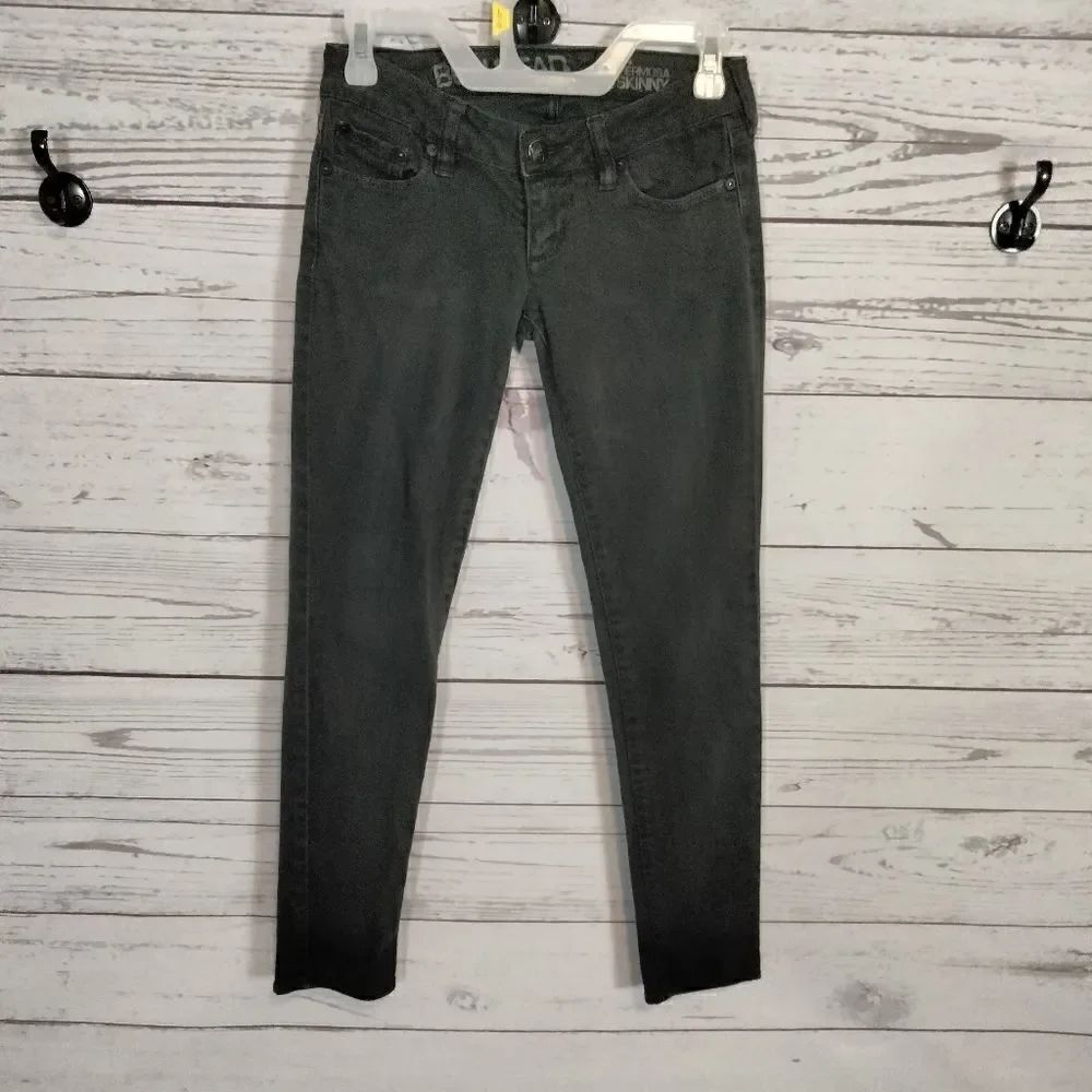 "Bullhead" (Hermosa super skinny) woman's black jeans